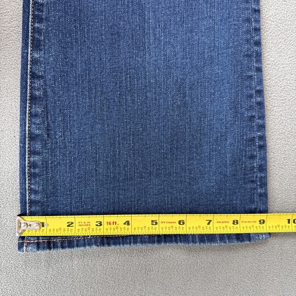 American Eagle Jeans Womens 8 Blue Kick Boot Mid Rise Super Stretch Medium Wash - Picture 10 of 13